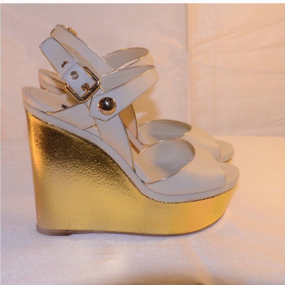 Louis Vuitton wedges